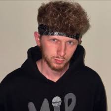 Alex Sarr jumps to the top of the Rookie Ladder after another strong week  of play 💪 Full Ladder: bit.ly/3C3eyLo