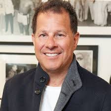 Jamie Salter's Instagram, Twitter & Facebook