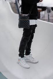 Off White Air Force 1 Black Outfit Streetwear Outfit Off White Jordan 1 Louis Vuitton Sidebag Ripped Black Jeans Givenchy Hoodie