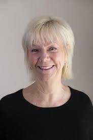 Pam Eanes's Instagram, Twitter & Facebook