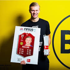 Born 21 july 2000) is a norwegian professional footballer who plays as a striker for bundesliga club borussia dortmund and the norway national team.a prolific goalscorer, haaland is recognised for his pace, athleticism and strength, earning him the nickname, 'the terminator' by many of his admirers. Fifa 20 Mira La Nueva Tarjeta De Erling Haaland No Soy Gamer Fifa Teams Fifa Book Cover