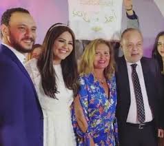 هنادي مهنا اتفقت مع هاني البحيري على تفاصيل فستان الزفاف. Ø¨ÙŠØ¬Ø§Ù…Ø© ÙŠØ³Ø±Ø§ ØªØ³Ø±Ù‚ Ø§Ù„Ø£Ø¶ÙˆØ§Ø¡ ÙÙŠ Ø¹Ù‚Ø¯ Ù‚Ø±Ø§Ù† Ù‡Ù†Ø§Ø¯ÙŠ Ù…Ù‡Ù†Ø§ Ø§Ù„ÙˆÙØ¯