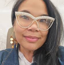 Is knee pain normal for new cca employees?