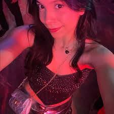 Deborah Veríssimo 🐝 (@deborahverissimooo) • Instagram photos and videos