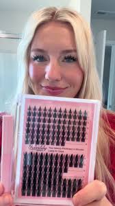 Can’t believe how easy that was 🤩 #lashtutorial #kisslilylashes  #kisslilylashclusterkit #lashclusters #diylashextensions #athomeeyelashes