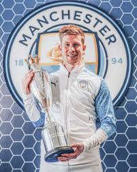 De bruyne revealed his delight at having won the award for the second year in a row, a feat only previously matched by cristiano ronaldo. 9c0ynz8p520emm