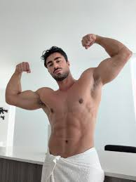 mosaffari onlyfans porn leak (photos) - Sex Photos