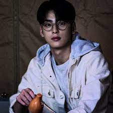 pin oleh 𝒕𝒓𝒊𝒎𝒌𝒂 𝒂𝒕𝒂𝒃𝒆𝒓 𝒍𝒂𝒖𝒓𝒂 di cha eunwoo di 2020