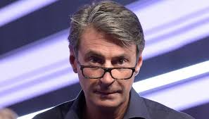 Alberto Matano, addio La Vita in Diretta: due big per rimpiazzarlo