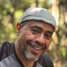 Jorge Roig's Instagram, Twitter & Facebook