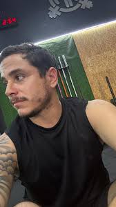 "El conocimiento es poder, pero la aplicación del conocimiento es lo que  realmente transforma." , Por qué en un mundo que no se detiene, que está  lleno de cambios, la adaptabilidad y la actualización ...