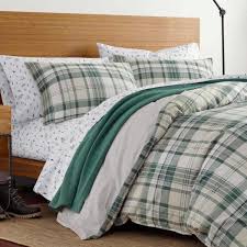 Layer in our eddie bauer sheet sets and accessories to create your own unique bedroom look. Eddie Bauer Timbers 3 Piece Green Plaid Cotton King Comforter Set Ushsa51108880 The Home Depot