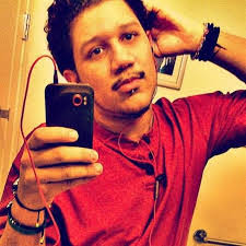 Erick James's Instagram, Twitter & Facebook