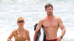 Ahead of his 10th wedding anniversary with elsa pataky, 44, the thor actor, 37, has shared the secret behind his strong marriage, and why elsa never feels jealous of fans swooning over him. Chris Hemsworth And Wife Elsa Pataky Show Off Their Fit Physiques During A Day At The Beach Entertainment Tonight
