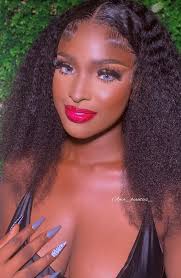 Admin pls approve Between dis igbo nd yoruba couple whom do u prefer?