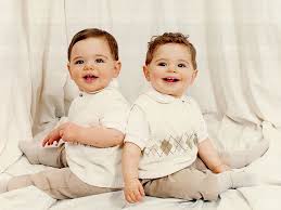 صور اطفال توائم شفت طعامة و حلاوة البيبي تونز واو كيوت http nicee cc صور اطفال توائم شفت طعامة و حلاوة البي twin babies pictures baby faces baby face