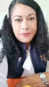 Como dijo Oscar Wilde, si usted me conoce basado a lo que era hace un año,  entonces no me conoce, mi evolución es constante, permitame presentarme de  nuevo !!!