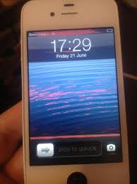 It's been rock solid this whole time, but earlier today, it started having horizontal lines going up and down the display, and the lines seem to get more intense if the iphone is doing some heavy processing or rendering something on the screen. Problems With Iphone 4 Screen After Replacement Macrumors Forums