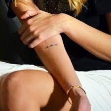 Petit Tatouage Interieur Bras Petit Tatouage Un Tattoo Oui Mais Discret Elle