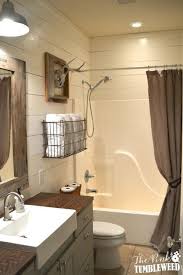 Rustic Bathroom Shiplap Walls Subway Tiles In The Shower Area Small Farmhouse Bathroom Rustic Bathroom Designs Bathrooms Remodel