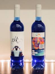 Baru Wine Biru Diperkenalkan Di Eropa Lifestyle Liputan6 Com