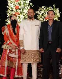 Irfan pathan is a cricketer who plays for india in all formats of the game. Yusuf Pathan Engagement And Marriage To Afreen Indian Weddings