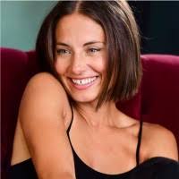 200+ Profile mit dem Suchbegriff „Bates“