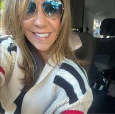 What are the best parking options for visiting Bean Point