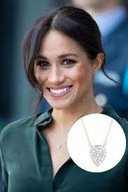 All The Details About Meghan S Teardrop Necklace Teardrop Necklace Jewelry For Her Royal Jewelry