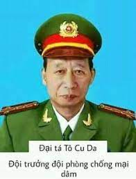 Năm 2004, ông được bổ nhiệm làm phó tổng cục. áº£nh Cháº¿ Cong An Hai HÆ°á»›c Nháº¥t Hinh Cong An Cháº¿ Vui
