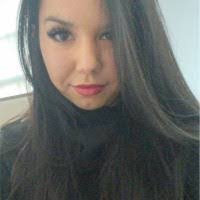 Gladys Fischer's Instagram, Twitter & Facebook