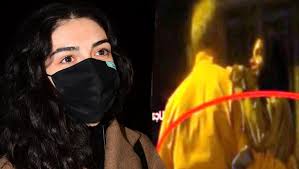 1 ocak 1992 doğumlu olan hazar ergüçlü sinema ve dizi oyuncusu olarak hayatını devam etmektedir. Hazar Erguclu Sevgilisi Onur Unlu Nun Goruntuleriyle Ilgili Konustu Cihangir In Ortasinda Aldatacak Kadar Aptal Mi