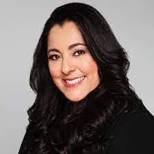 Lauren Sisneros's Instagram, Twitter & Facebook