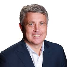 I am excited to announce that I am starting my career in medical device  sales as a Technology Associate with Arthrex Houston . I'm deeply grateful  to the mentors, friends who have