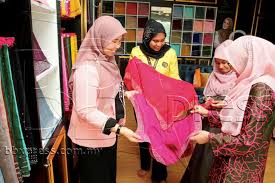 A memoir by kate holden. Rezeki Tudung Bawal Wan Nur Syafiqah