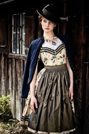 Google Image Result For Https Www Graz Cityofdesign At Images Dynam Image Zoomed 4 Lh Tradition Aw1415 Dirndl Irm Drindl Dress Dirndl Dirndl Dress