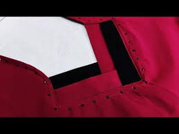 خياطة موديل دشداشة مزينة بالكرستال ولا اروع Blouse Design Youtube Blouse Designs Design Crossbody