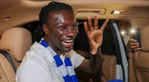 من المعروف ان اللاعب ناصر الشمراني ملقب بالزلزال المدمر و ذلك لحسه التهديفي اسباب رحيل ناصر الشمراني عن الهلال : Ù…Ø¨Ù„Øº Ø®Ø±Ø§ÙÙŠ ØªÙØ§ØµÙŠÙ„ Ø±Ø§ØªØ¨ Ø¬ÙˆÙ…ÙŠØ² Ù…Ø¹ Ø§Ù„Ù‡Ù„Ø§Ù„ Ø³Ø¹ÙˆØ¯Ù‰ Ø³Ø¨ÙˆØ±Øª