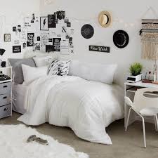 All White Neutral Dorm Room Example Dorm Room Designs Dorm Room Inspiration College Room Decor