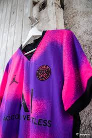 Check spelling or type a new query. Le Psg Portera Son Nouveau Maillot Jordan Contre L Om Footpack