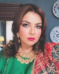 Faiza Hasan's Instagram, Twitter & Facebook