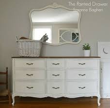 A Vintage Drexel Heritage Set In White Painted Bedroom Furniture Chalk Paint Bedroom Furniture Furniture