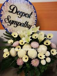 Pada bunga terdapat organ reproduksi, yaitu benang sari dan putik. Kedai Bunga Florist Flower Delivery Kl Petalbees Cd0225