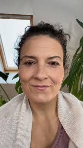 Sonja Williamson's Instagram, Twitter & Facebook