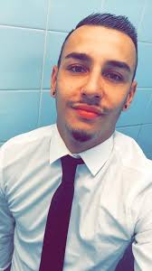 Sorry if this sounds a bit stupid, when you move from FC25 to FC26, do you  keep the same team in Ultimate Team and carry