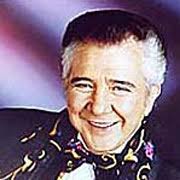 Cuando la luz del sol se este apagando y te sientas cansada de vagar, piensa que yo por ti estaré esperando, hasta que tú decidas regresar. Roberto Cantoral Durangomas