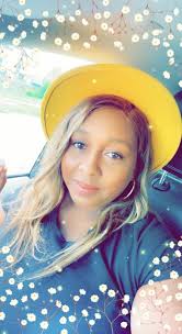 Candice Lundy's Instagram, Twitter & Facebook