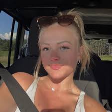 Recommendations for licensed and insured tree removal companies that also  grind the stumps. Looking for companies individuals in the city of Midland  have hired and highly recommend.