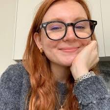 Jenna Patel's Instagram, Twitter & Facebook