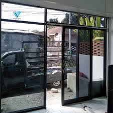 Pintu sliding bisa dibikin dalam beberapa jumlah daun, dimulai dari cuman satu daun saja, dua daun, tiga daun, empat daun ataupun lebih, dengan arah bukaan yang bisa disamakan. Pintu Sliding Aluminium Di Bali Aluminium Denpasar